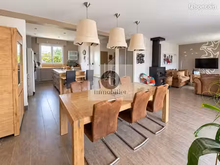 maison 6 pièces 125 m²