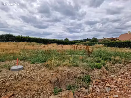 terrain à bâtir de 617 m² à neufchatel-en-saosnois (72)