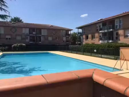 t2 tournefeuille avec piscine