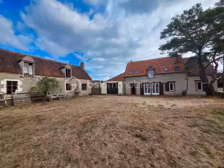 corps de ferme de 117 m² à bray-en-val