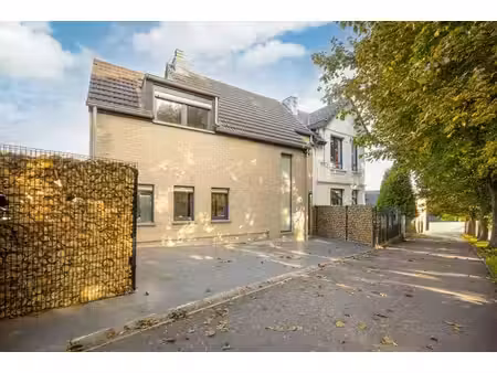 maison moderne idéalement situé à herstal