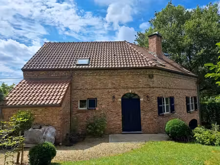 maison 4 façades 4 ch. à louer à bonlez (1325)