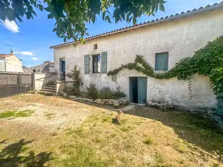 maison à vendre à siecq (17490) - charente-maritime