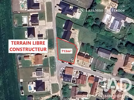 vente terrain à bâtir 713 m²