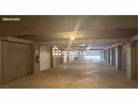 garage individuel fermé