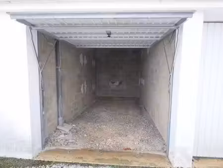 parking à louer - 12 m2 - gueret - 23 - limousin