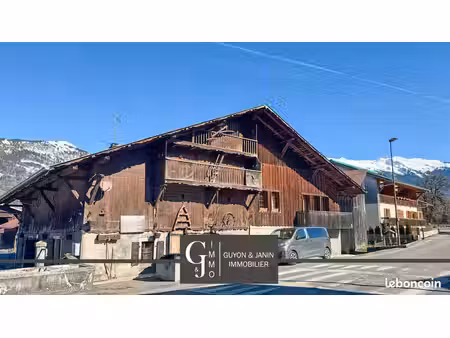 ferme 3 pièces 252 m²