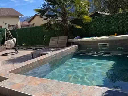 maison t5 avec piscine