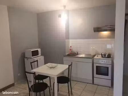 charmant studio 33 m2 centre-ville