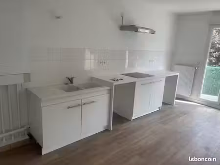 bel f3 de 68 m² avec balcon - parc de l'europe à saint-etienne