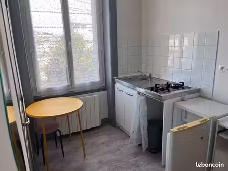 studio meublé 350 euro