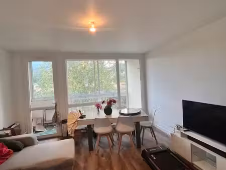 appartement 74m2  3 chambres  parking