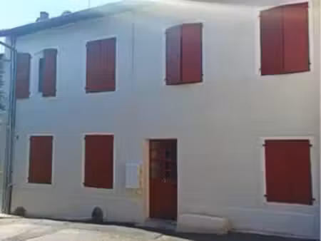 t2 dans village proche de givors
