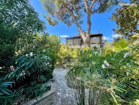 villa 4 pièces 105 m²