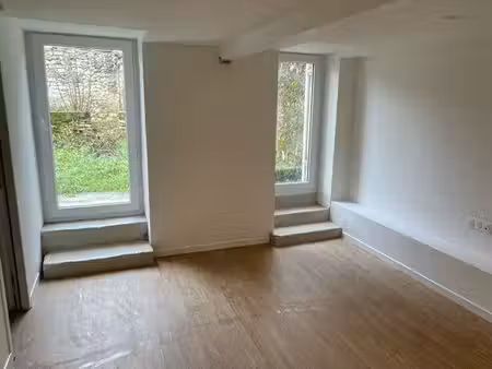 appart t2 rénové avec jardin privatif