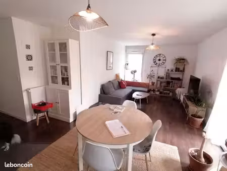 appartement 3 pièces 65 m²
