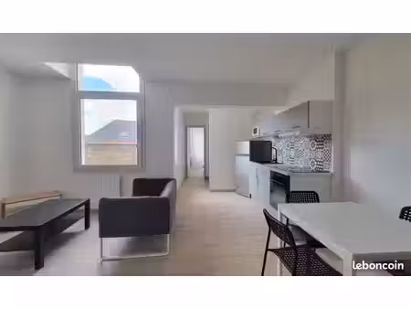 t3 bis meublé de 57 m² – hyper-centre de saint-brieuc (rue piétonne)