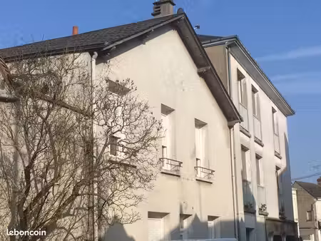 maison de ville  4 chambres  140m2 rénovée en plein centre