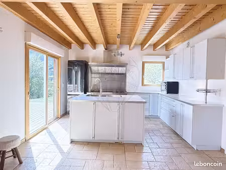 chalet 5 pièces 131 m²
