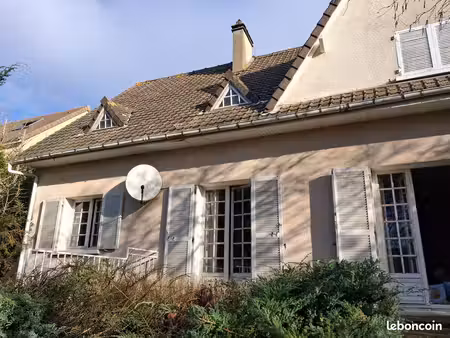 maison centre-ville avec grand terrain