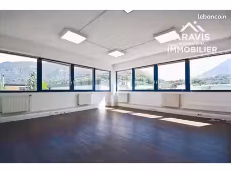 bureaux 62 m² faverges-seythenex