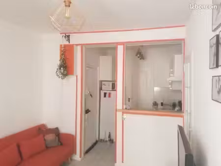 2 pièces de 27m² à versailles saint-louis