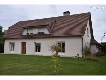 maison familiale manéglise. très gros potentiel