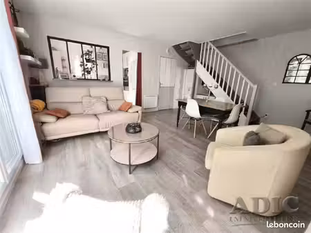 maison 4 pièces 80 m²
