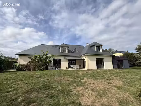 maison 6 pièces 200 m²
