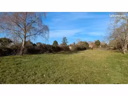 terrain 1289 m2 à verrines sous celles