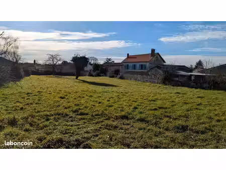 terrain 1398 m2 à verrines sous celles