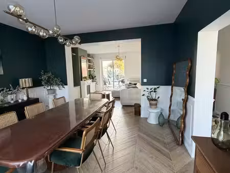 maison de ville 7 pièces 185 m²
