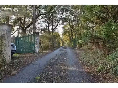 terrain 4 554 m² castres