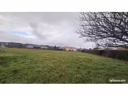 semalens 81570  terrain plat et viabilisé de 920 m²