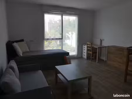 à louer – studio meublé avec parking - sartrouville