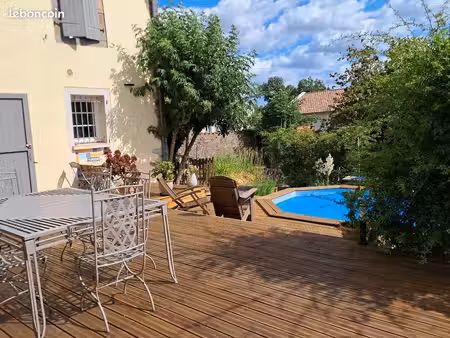 tarn : grande maison familiale  possibilité chambres d'hôtes