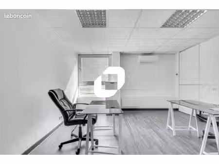 bureau 39 m²