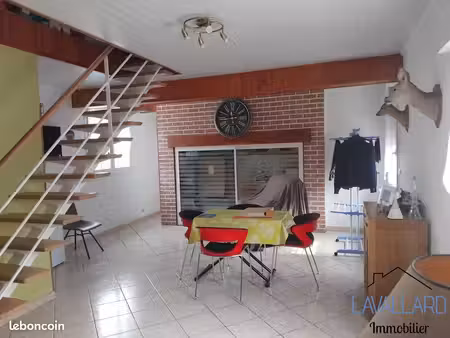 propriété 5 pièces 120 m²
