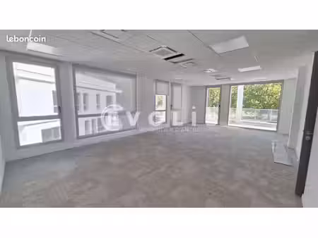 bureaux 48 m²