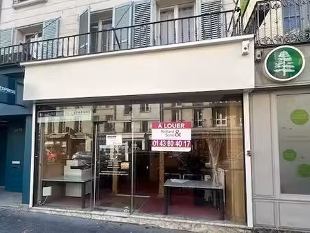 local commercial 51 m²