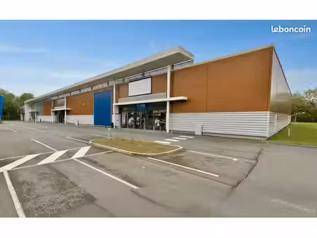 local commercial 476 m²
