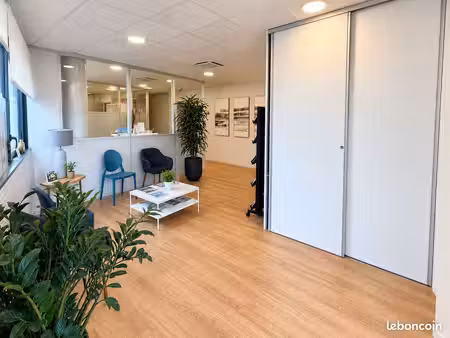bureaux à louer - pole jules vernes - 105m2
