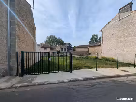 terrain 305 m² boivre la vallee