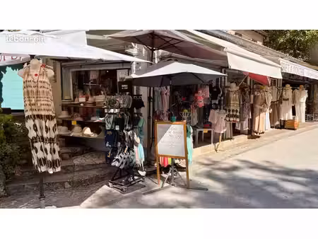 fontaine-de-vaucluse – rue principale – commerce 80 m² – location-gérance ou vente