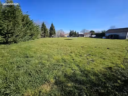 terrain 1 311 m² nexon