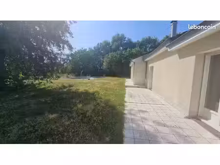 pavillon 6 pièces 230 m²