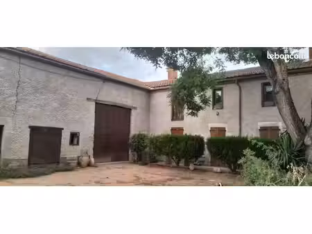 maison+grange+four à pain + terrain