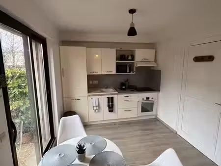 studio meublé refait à neuf