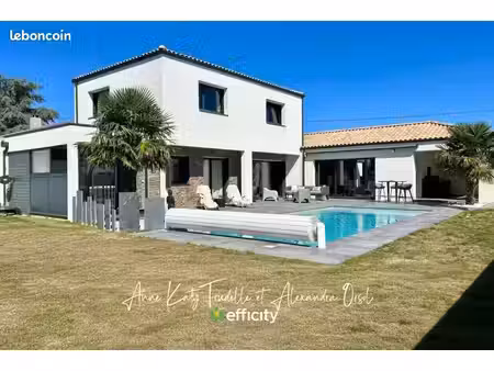 maison 7 pièces 177 m²