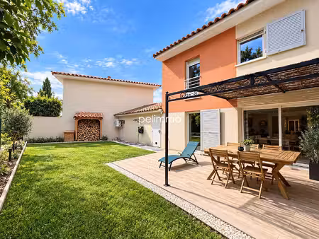 maison salon de provence 85 m2 jardin  garage et parking